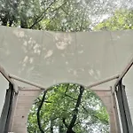 Nomad Glamping *