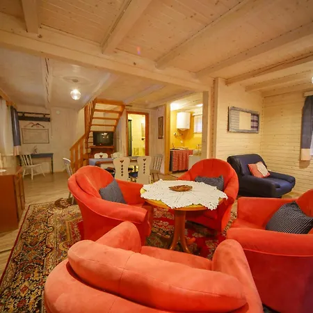 Nomad Glamping Luxury tent