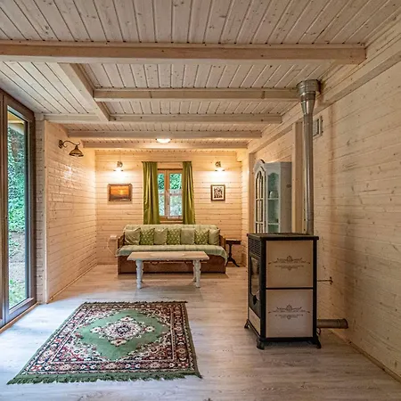 Nomad Glamping Noszvaj