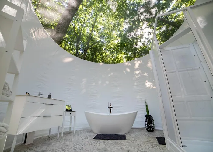 Nomad Glamping Noszvaj